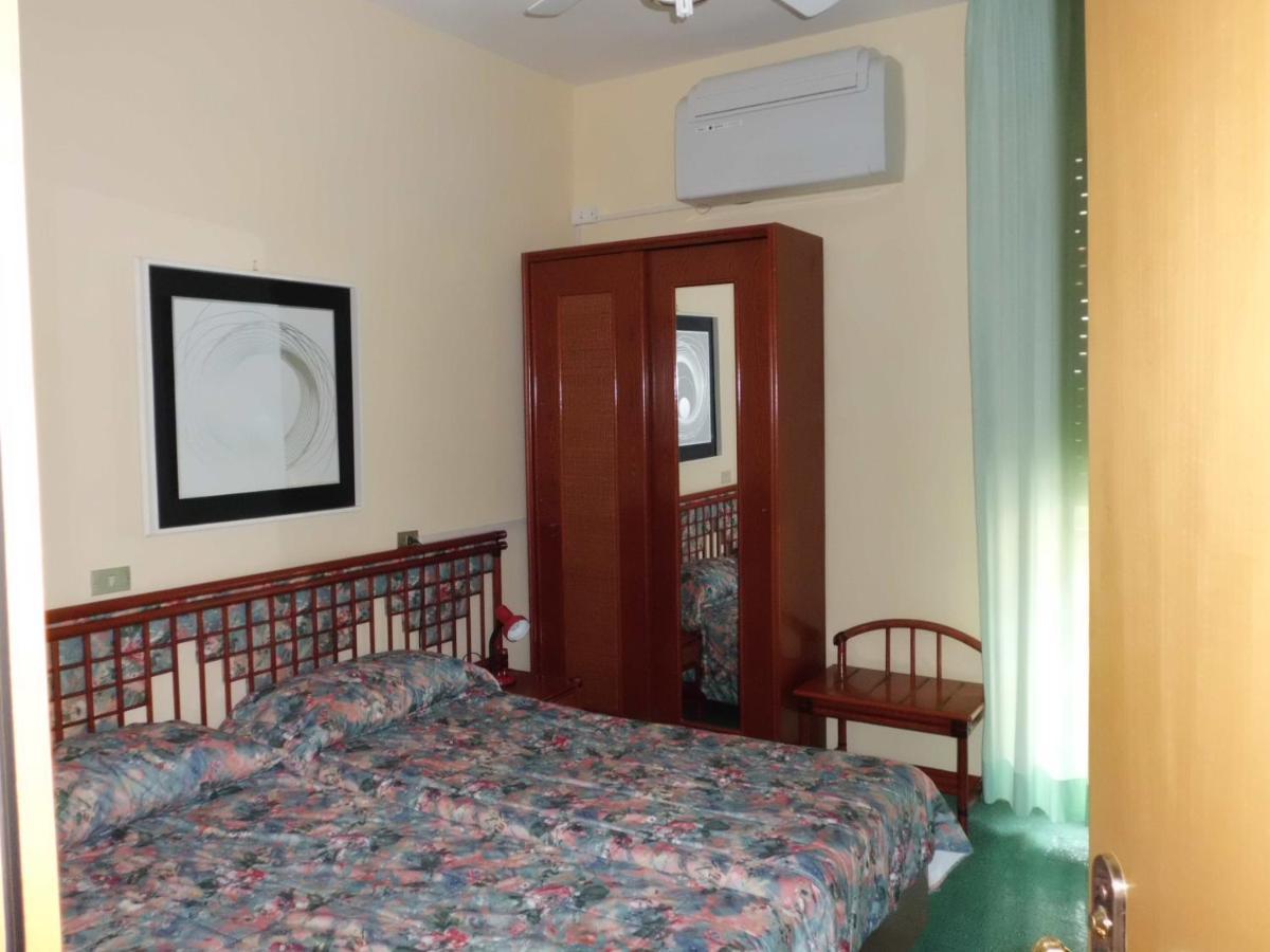 Fegina 3 Deluxe Bedrooms & Bathrooms Монтероссо-аль-Маре Экстерьер фото